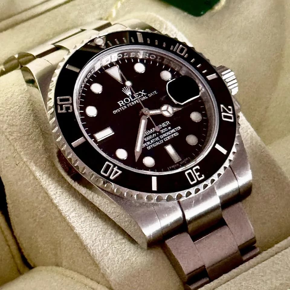 Rolex Submariner Submariner Date 116610LN luxury watch