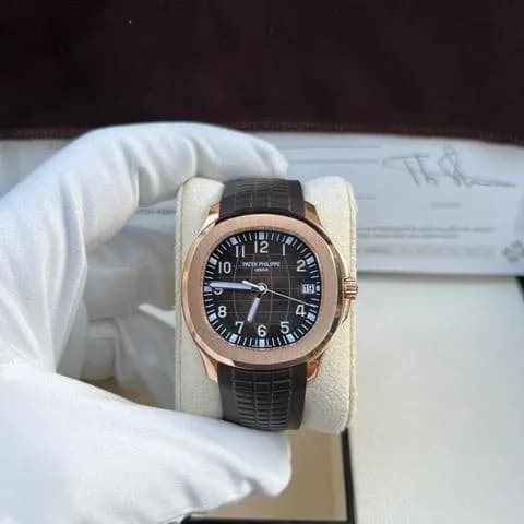 Patek Philippe Aquanaut 5167R-001 luxury watch