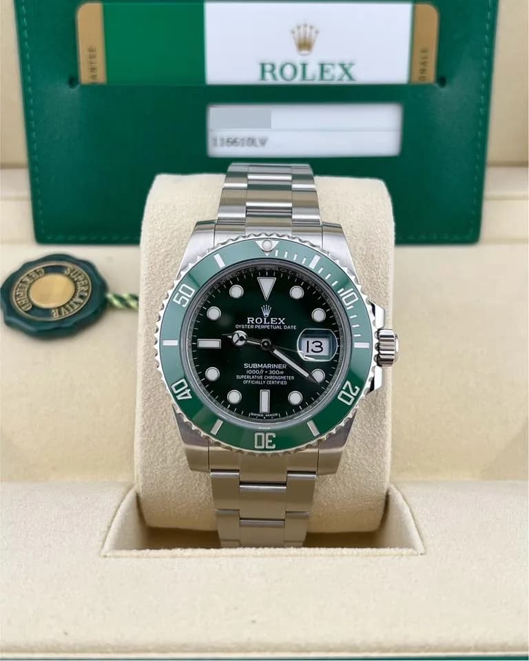Rolex Submariner Date Submariner Hulk 116610LV luxury watch