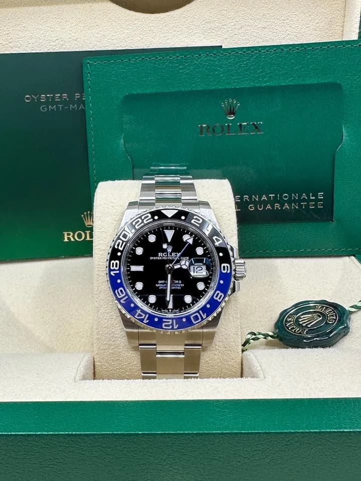 Rolex GMT-Master II GMT-Master II Batman/Batgirl 126710BLNR luxury watch