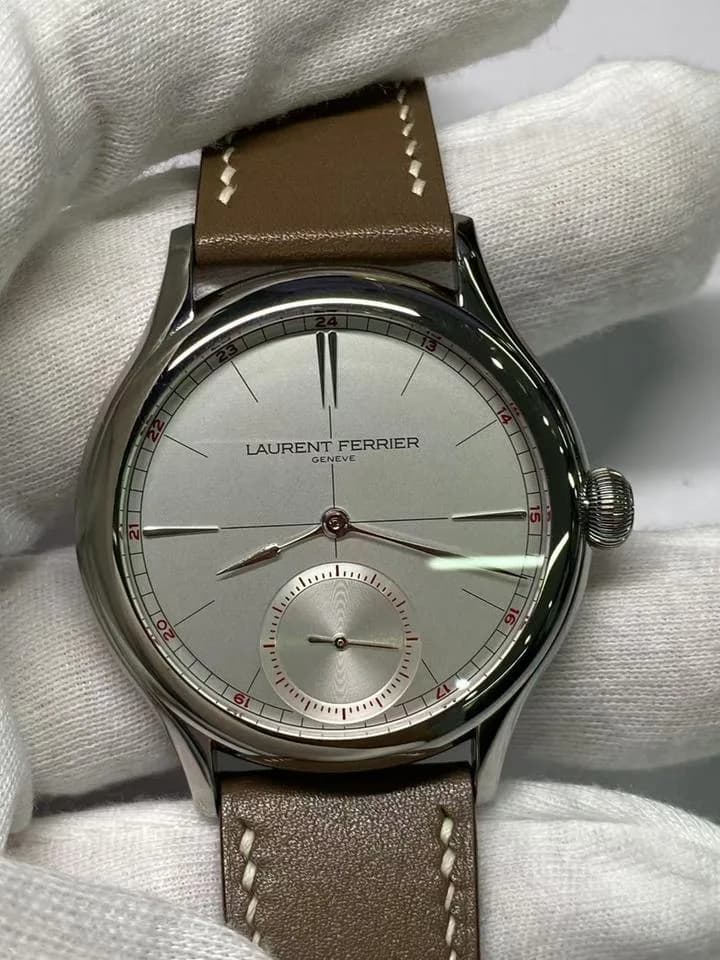 Laurent Ferrier Classic Classic Origin Opaline LCF036.TI.G1G luxury watch